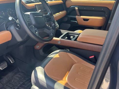 Used 2023 Land Rover Defender 130 X AWD/4WD image 12