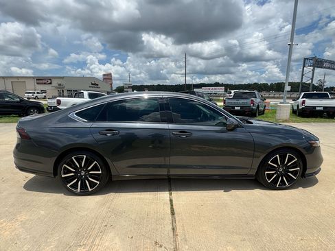 Certified 2024 Honda Accord Touring image 9