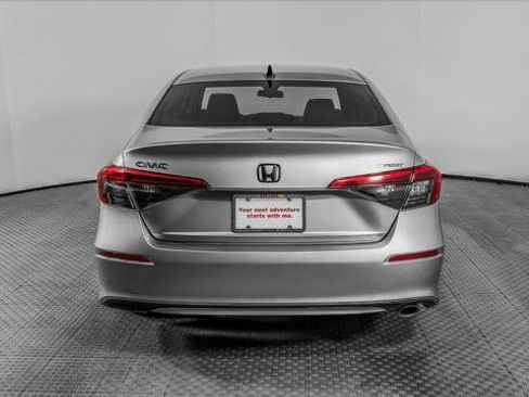 Used 2024 Honda Civic Sport image 7