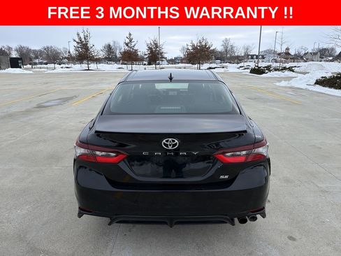 Used 2022 Toyota Camry SE image 28