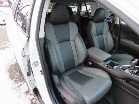 Used 2020 Subaru Outback Onyx Edition XT image 16