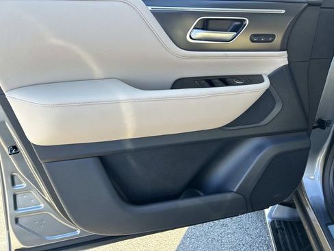 New 2026 INFINITI QX80 Pure image 16