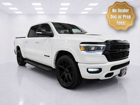 Used 2022 RAM 1500 Laramie w/ Night Edition AWD/4WD image 2