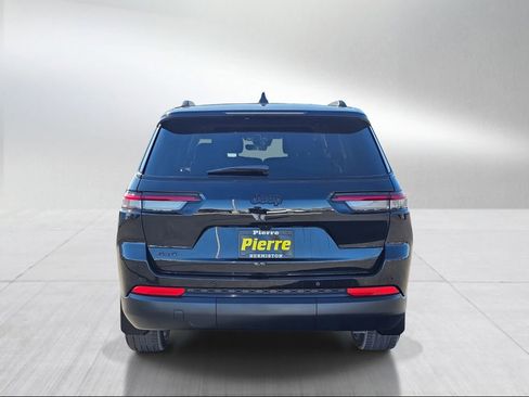 New 2025 Jeep Grand Cherokee L Altitude image 5