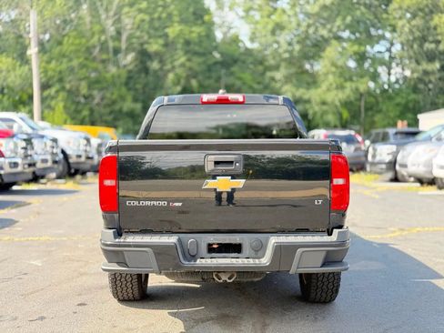 Used 2019 Chevrolet Colorado LT AWD/4WD image 7