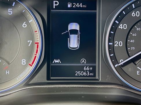 Used 2022 Hyundai Kona SEL w/ Convenience Package image 12