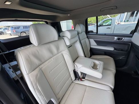 Used 2025 Hyundai Santa Fe Limited FWD image 26