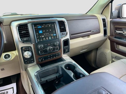 Used 2016 RAM 1500 Laramie w/ Convenience Group AWD/4WD image 24