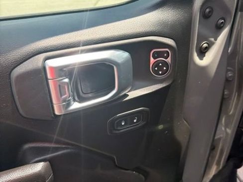 Used 2023 Jeep Wrangler Unlimited Sport AWD/4WD image 11