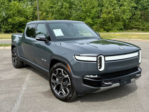 Used 2024 Rivian R1T Adventure AWD/4WD image 1