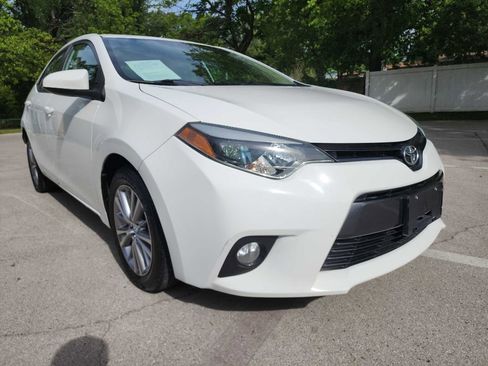 Used 2015 Toyota Corolla LE image 1