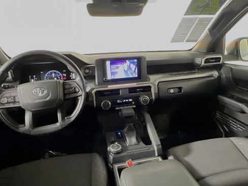 Used 2025 Toyota Tacoma SR5 image 30