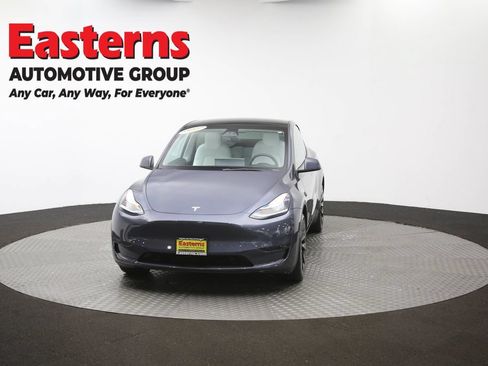 Used 2023 Tesla Model Y AWD image 48