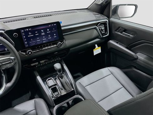 New 2026 GMC Canyon Elevation w/ Convenience Package image 23