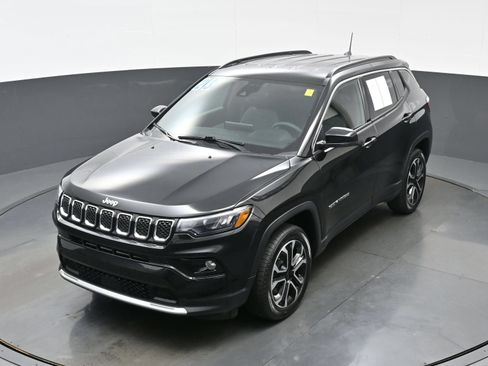 Used 2023 Jeep Compass Limited AWD/4WD image 32
