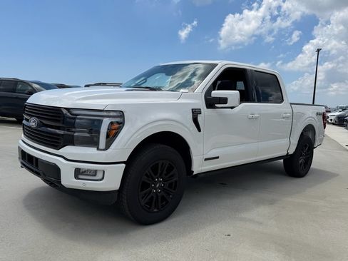 New 2026 Ford F150 Platinum w/ Equipment Group 702A High AWD/4WD image 3
