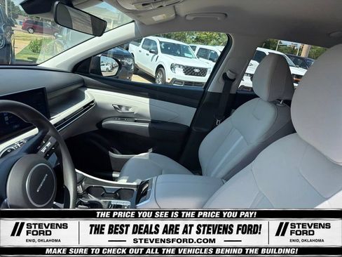 Used 2025 Hyundai Tucson SEL AWD/4WD image 19