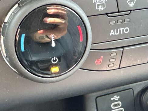 Used 2024 Ford Bronco Sport Outer Banks w/ Tech Package image 21