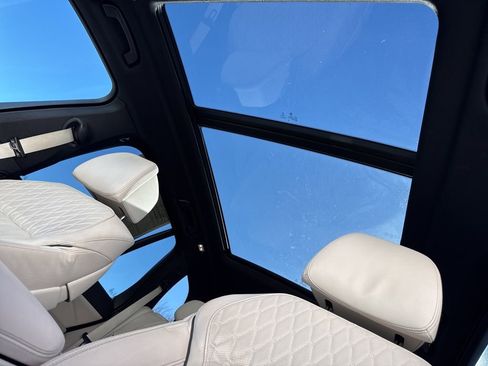 Used 2023 BMW X5 M50i image 45