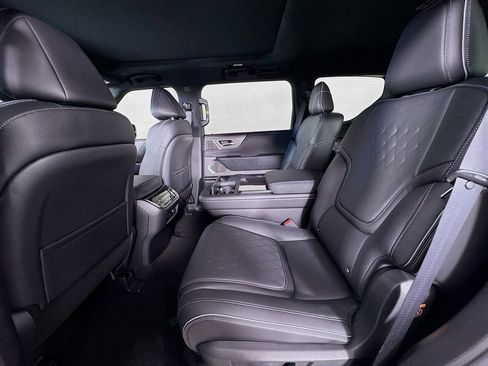 New 2026 INFINITI QX80 Autograph w/ Premium Cargo Package image 31