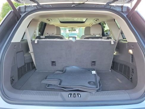 Used 2022 Lincoln Aviator Reserve w/ Class IV Trailer Tow Package RWD image 9