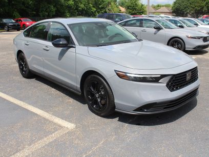 New 2025 Honda Accord SE