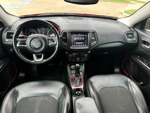 Used 2018 Jeep Compass Trailhawk AWD/4WD image 18