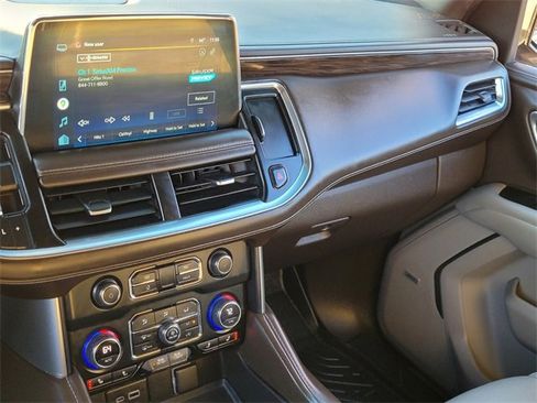 Used 2022 Chevrolet Tahoe Z71 w/ Luxury Package image 29