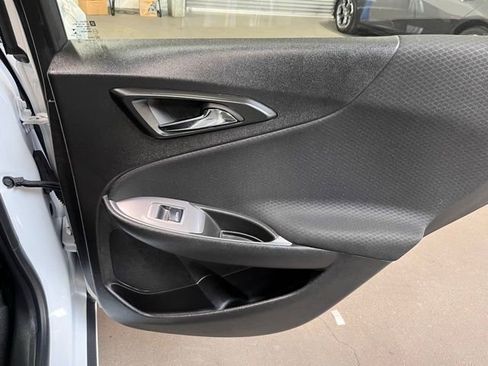 Used 2023 Chevrolet Malibu LT image 13