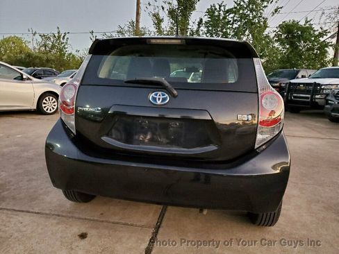 Used 2012 Toyota Prius C Two image 15