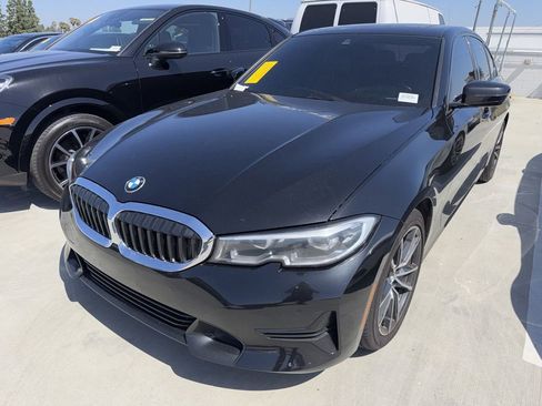 Used 2021 BMW 330i Sedan w/ Convenience Package RWD image 2