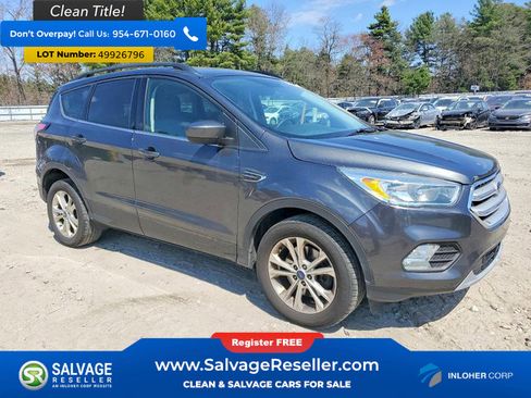 Used 2018 Ford Escape SE w/ SE Sync 3 Package AWD/4WD image 5