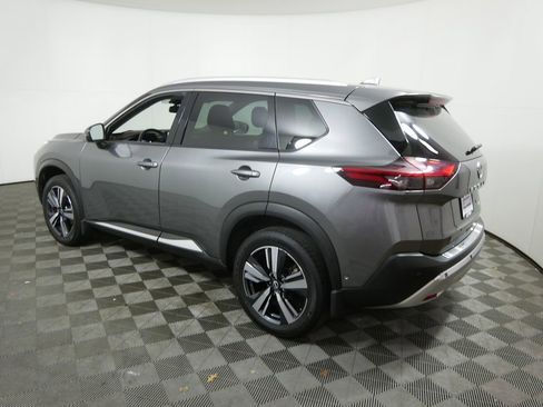 Used 2022 Nissan Rogue Platinum w/ Head-Up Display Package image 7