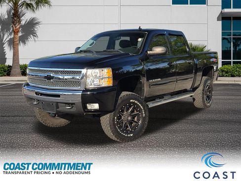 Used 2011 Chevrolet Silverado 1500 LT w/ All-Star Edition AWD/4WD image 1