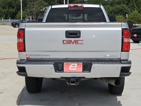 Used 2018 GMC Sierra 3500 Denali w/ Duramax Plus Package AWD/4WD image 6