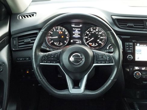 Used 2017 Nissan Rogue SL w/ SL Premium Package image 12