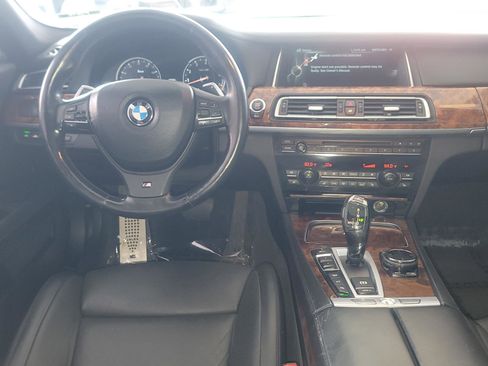 Used 2014 BMW 750Li xDrive AWD/4WD image 14