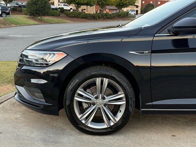 Used 2019 Volkswagen Jetta R-Line w/ R-Line Cold Weather Package FWD image 10