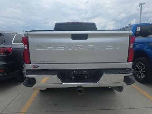 Used 2020 Chevrolet Silverado 2500 LTZ w/ LTZ Premium Package AWD/4WD image 6