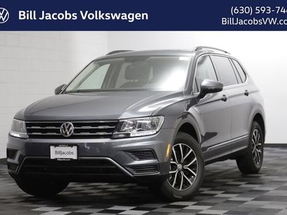 Used 2021 Volkswagen Tiguan SE w/ Panoramic Sunroof Package
