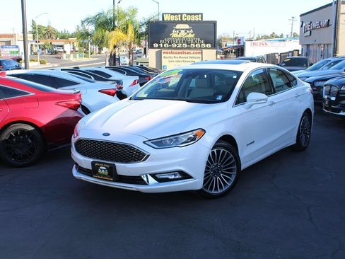 Used 2017 Ford Fusion Platinum FWD image 37