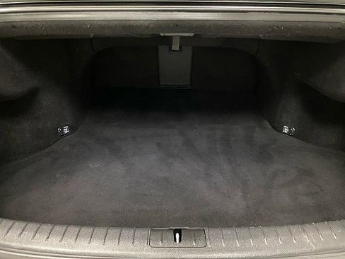 Used 2015 Hyundai Genesis 3.8 image 12