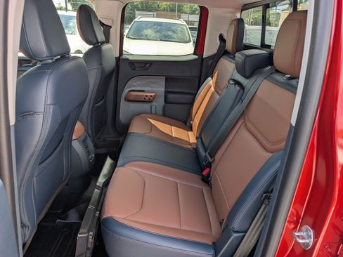 Used 2022 Ford Maverick Lariat FWD image 15