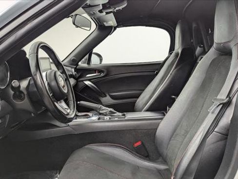 Used 2019 FIAT 124 Spider URBANA EDITION image 14