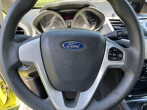 Used 2011 Ford Fiesta SE w/ 202A Rapid Spec Order Code FWD image 39