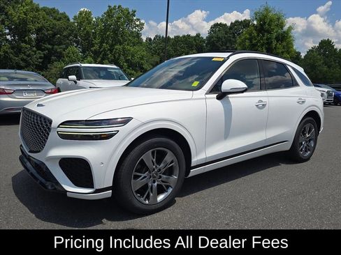 Used 2022 Genesis GV70 3.5T Sport w/ Sport Advanced Package AWD/4WD image 7
