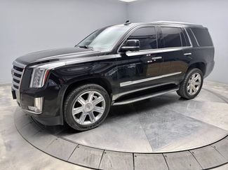 Used 2019 Cadillac Escalade Luxury AWD/4WD video 1