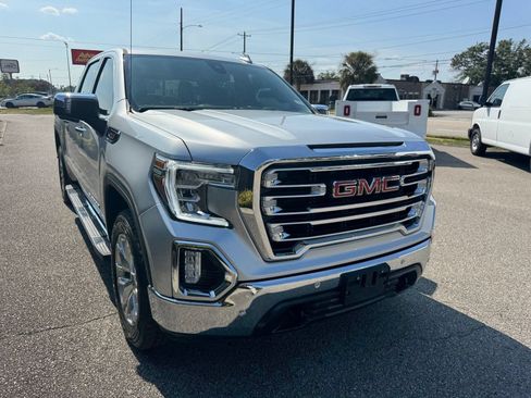 Used 2021 GMC Sierra 1500 SLT w/ SLT Premium Plus Package AWD/4WD image 6