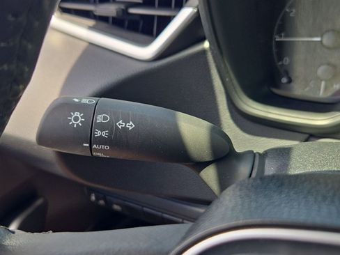 Used 2024 Toyota Corolla SE FWD image 15