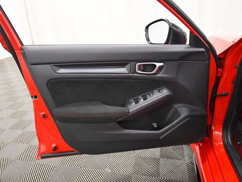 Certified 2025 Honda Civic Type R image 13